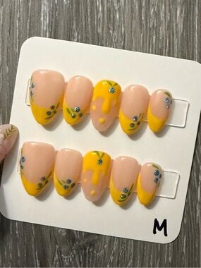 Yellow French Tip Press-On Nails with Rhinestones